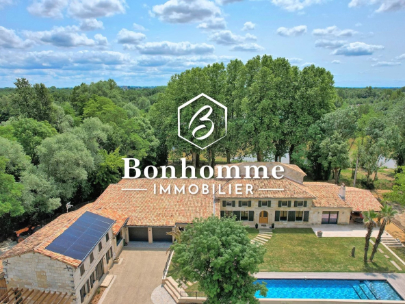 House 15 rooms - 560m² Fronsac
