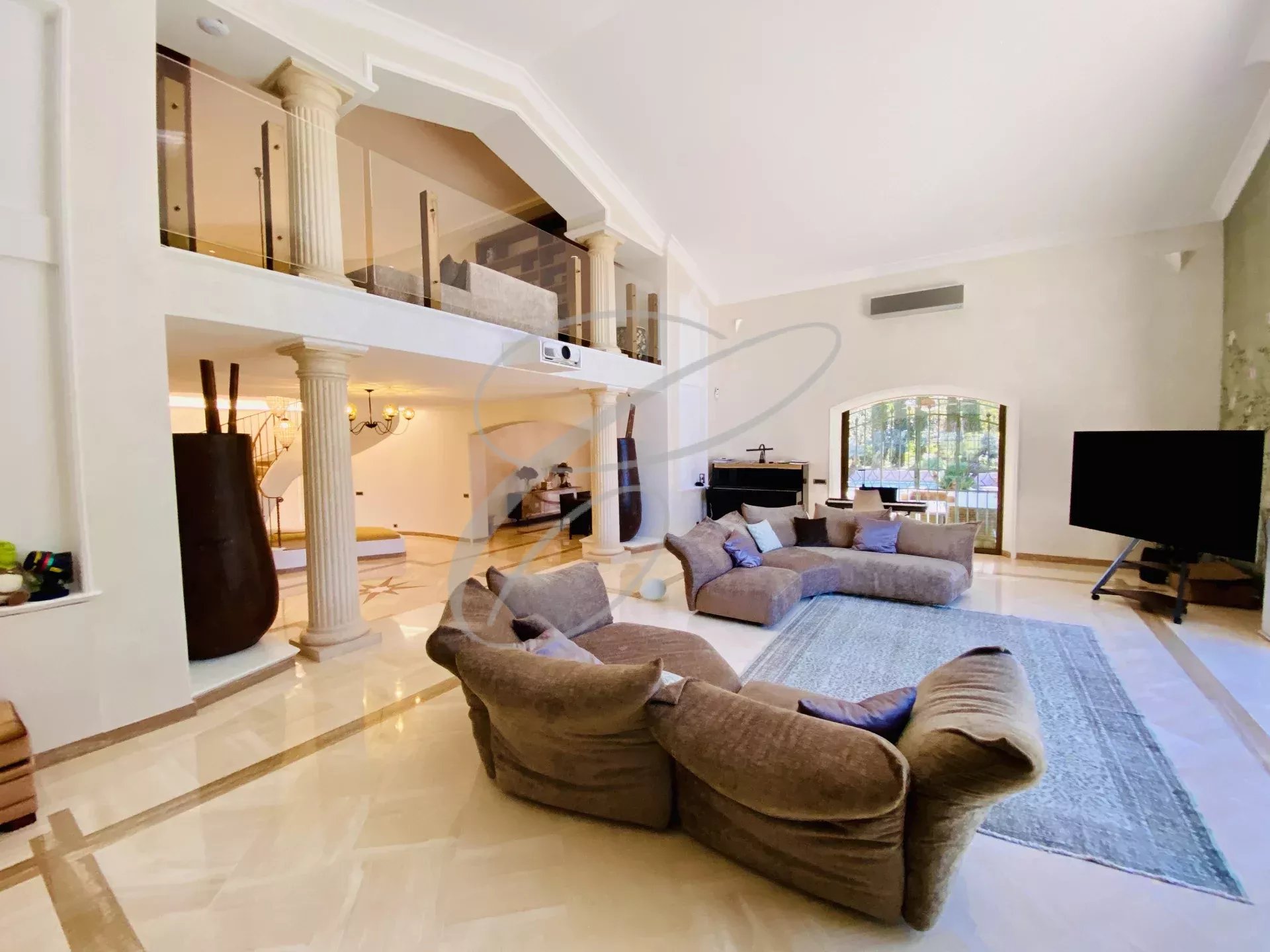 3d53ae1aefbd26fc25045af00fc5eb1a_21e881bde9_1920-original