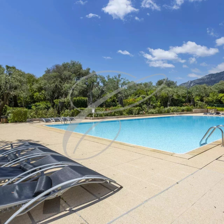 ROQUEBRUNE CAP MARTIN – VILLA