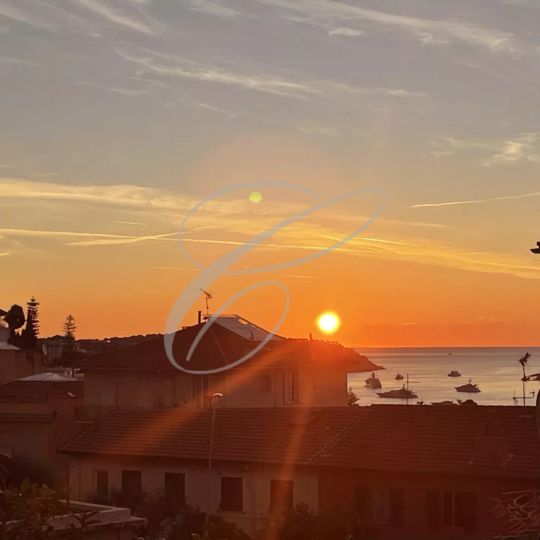 Èze, a unique villa with 4 bedrooms, 2 studios and an infinity pool