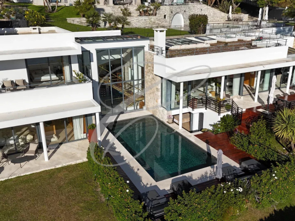 Exceptional Villa at the Gates of Monaco