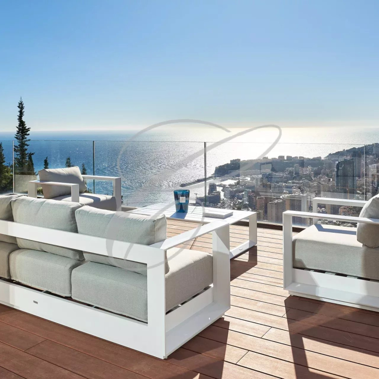 GARAVAN MENTON – PROPERTY