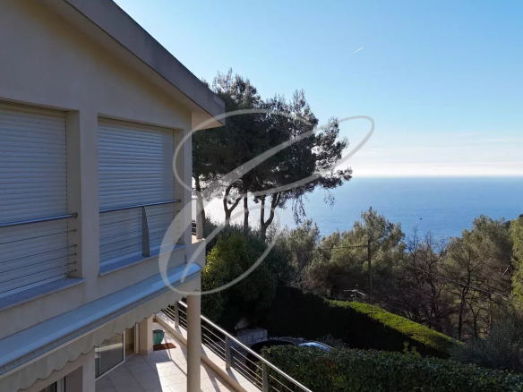 Villa moderne avec vue mer – Calme absolu à 10 minutes de Monaco