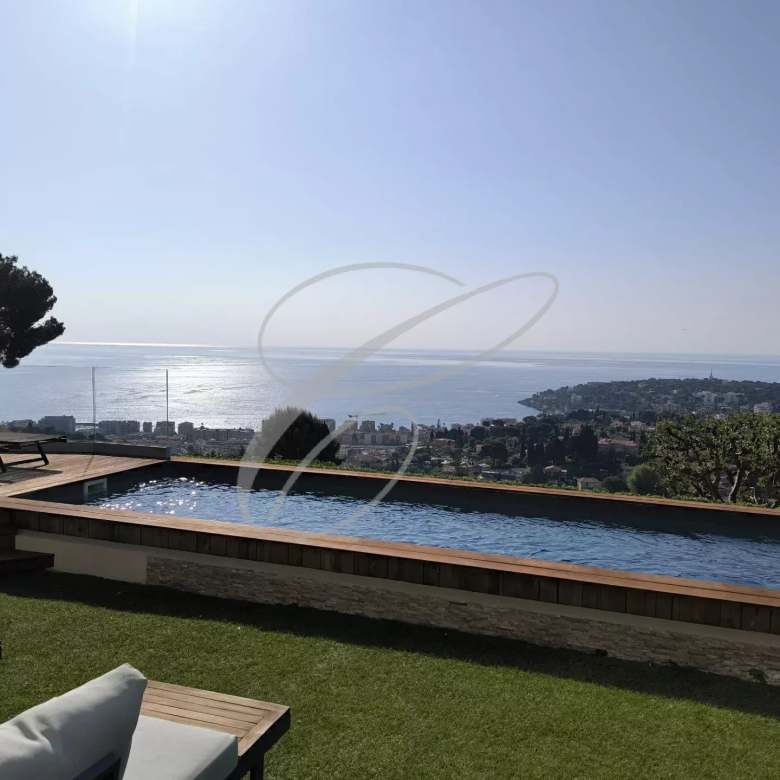 EZE BORD DE MER – VILLA