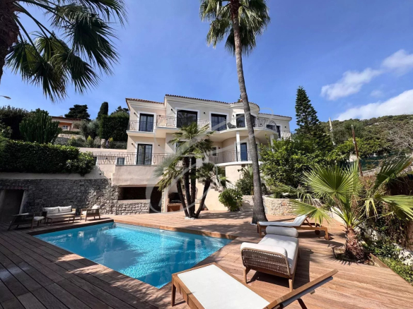 ROQUEBRUNE CAP MARTIN – BASTIDE