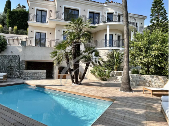 ROQUEBRUNE CAP MARTIN – BASTIDE