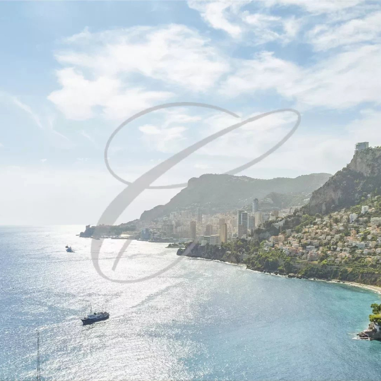 Carqueiranne Villa with sea view, single storey, close to village