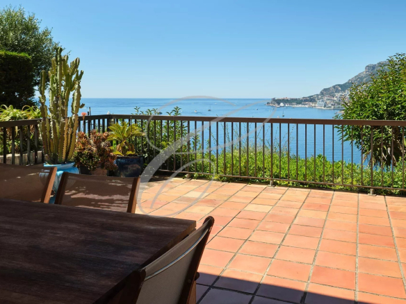 ROQUEBRUNE CAP MARTIN – 3/4 PIECES