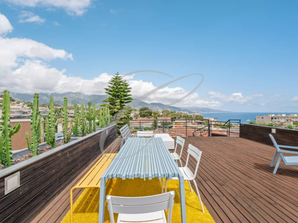 CAP MARTIN – VILLA