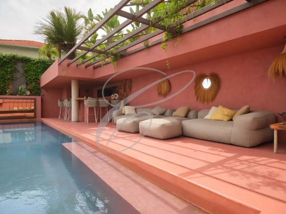 Terrace of a contemporary villa with swimming pool and lounge, Roquebrune-Cap-Martin.