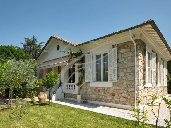 EXCLUSIVITE ROQUEBRUNE CAP MARTIN – VILLA