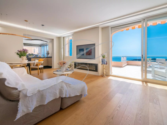 Interior of a renovated apartment-villa in Roquebrune-Cap-Martin with sea view.