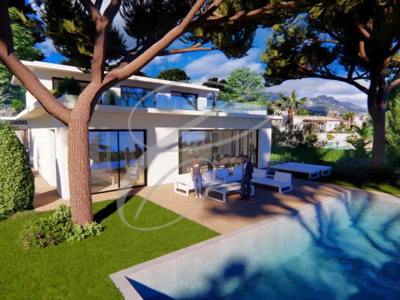 Vue d'une luxueuse villa contemporaine avec piscine à débordement et jardin à Roquebrune-Cap-Martin.