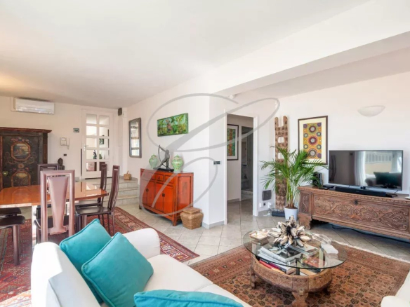 ROQUEBRUNE CAP MARTIN – APPARTEMENT VILLA