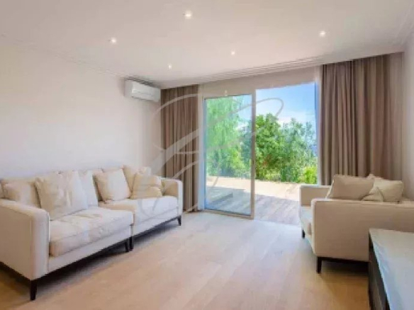 ROQUEBRUNE CAP MARTIN – VILLA NEUVE