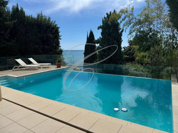 MENTON GARAVAN – VILLA
