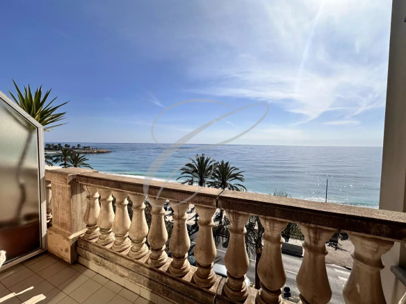 MENTON FRONT DE MER – 3 PIÈCES