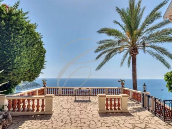 ROQUEBRUNE CAP MARTIN – VILLA