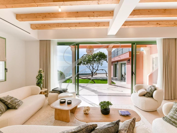 ROQUEBRUNE CAP MARTIN – VILLA