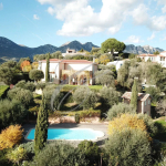 MENTON LIMITROPHE ROQUEBRUNE – PROPRIETE AVEC PROJET