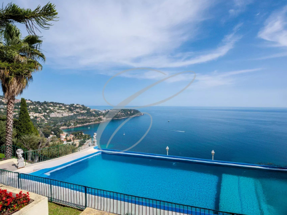 EXCLUSIVITE CAP MARTIN – VILLA