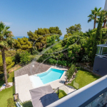 ROQUEBRUNE CAP MARTIN – VILLA CONTEMPORAINE