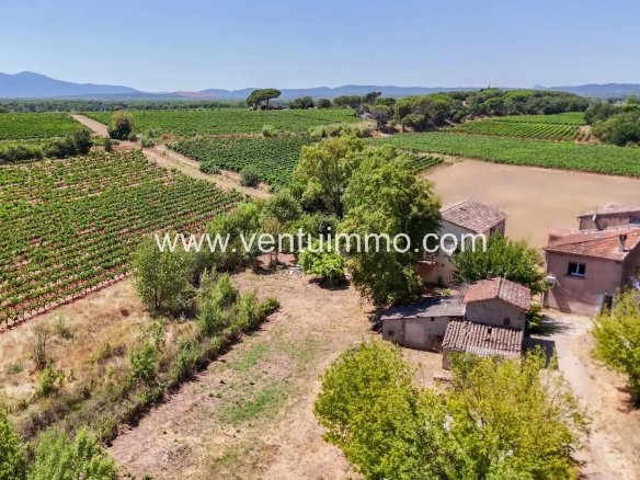 Real estate complex 380m2