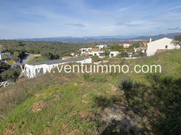 Deux villas jumelées et piscine privée chacune à Fréjus