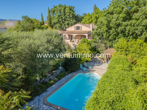 MOUANS SARTOUX MAISON AVEC PISCINE, VASTE JARDIN & GARAGE