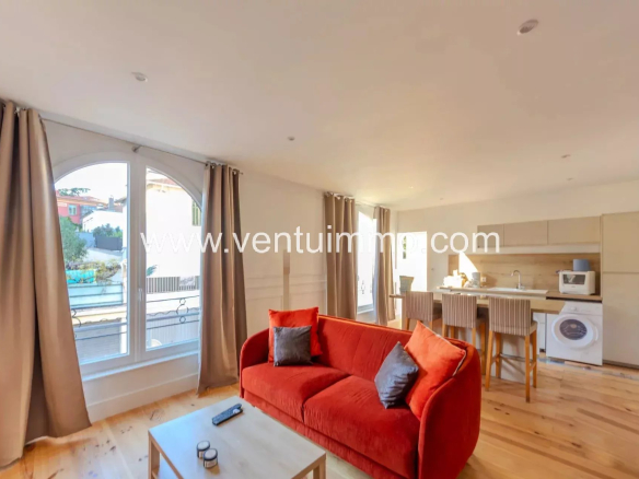 LE CANNET, House with 3 apartments, approx. 200 m2,