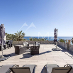Cannes Old Port – Top Floor – Panoramic Sea View