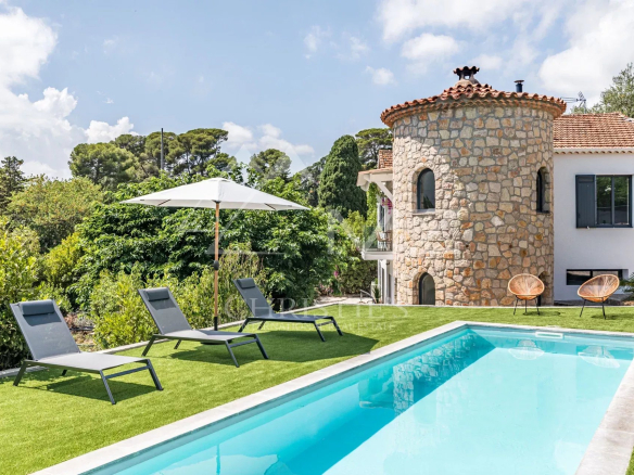 Cannes – Proche Centre – Villa Rénovée