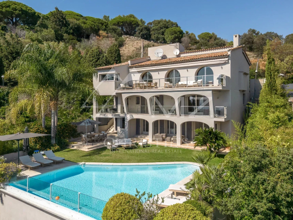 Cannes Californie – Villa contemporaine – Vue mer