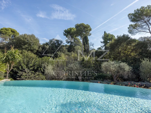 Proche Cannes – Golfe Juan – Havre de Paix