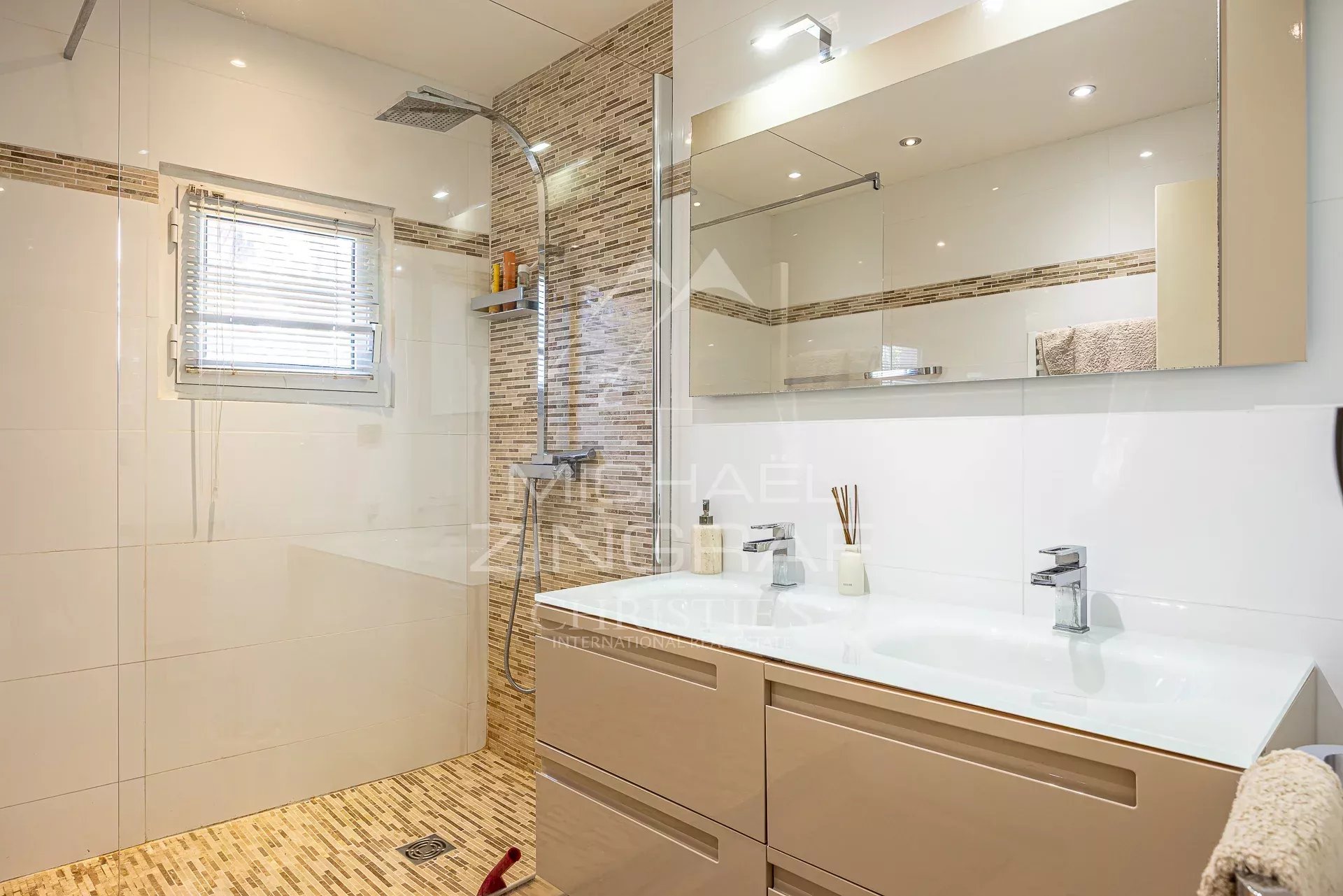 d793857822866765ee811394137cbb7b_6b543a4077_1920-original