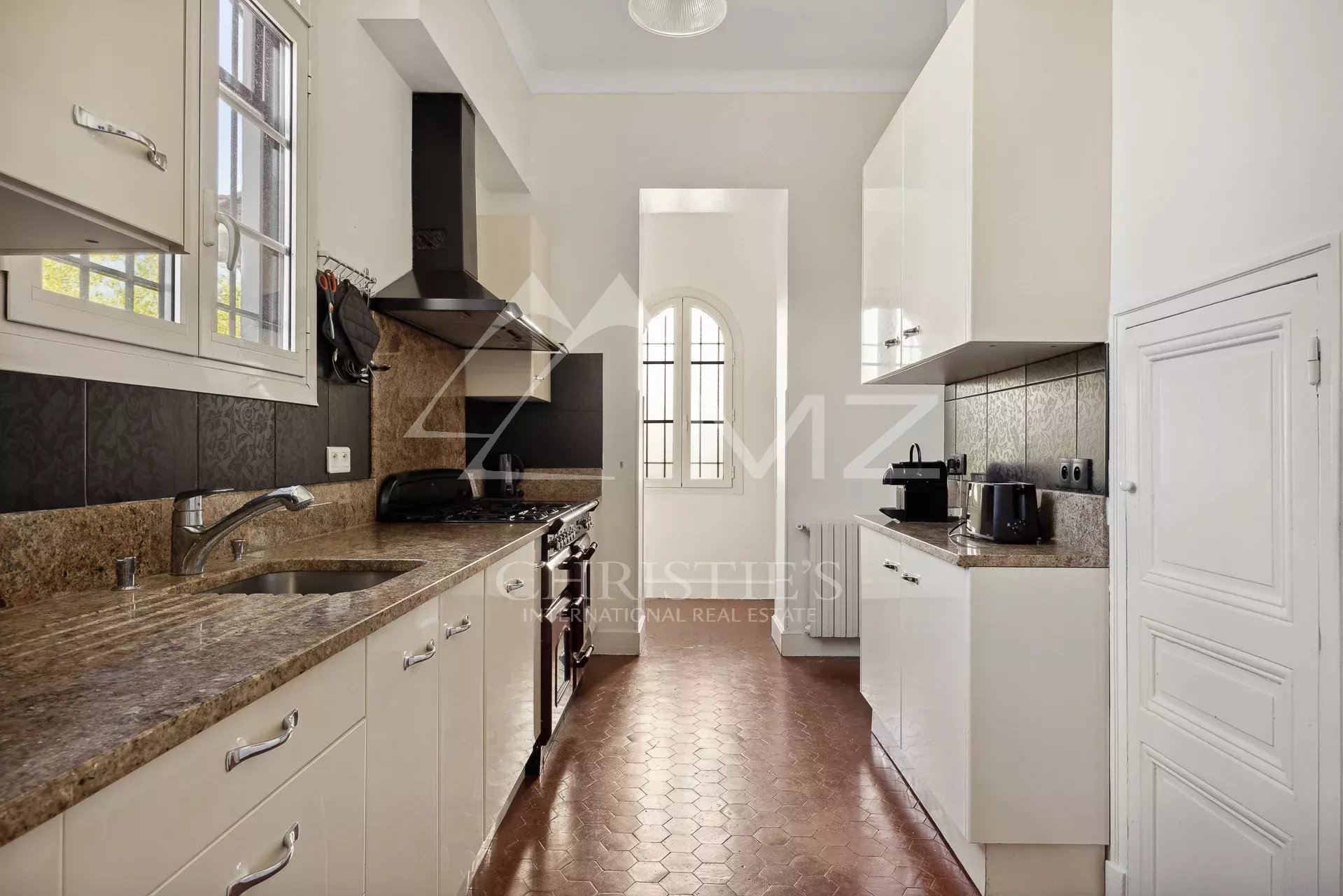 68f8c89a9342a73863355de52baa2c44_66967fbf9f_1919-original