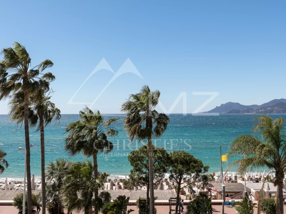 Cannes – Croisette – Vue mer panoramique