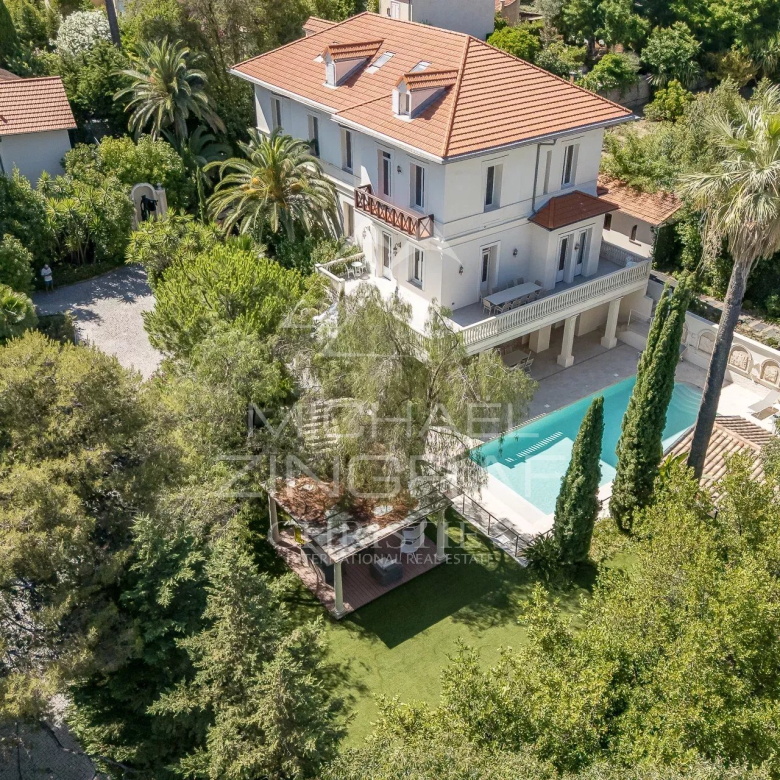 Super Magagnosc, villa to be finished, sea view, 2 possible apartments, swimming pool