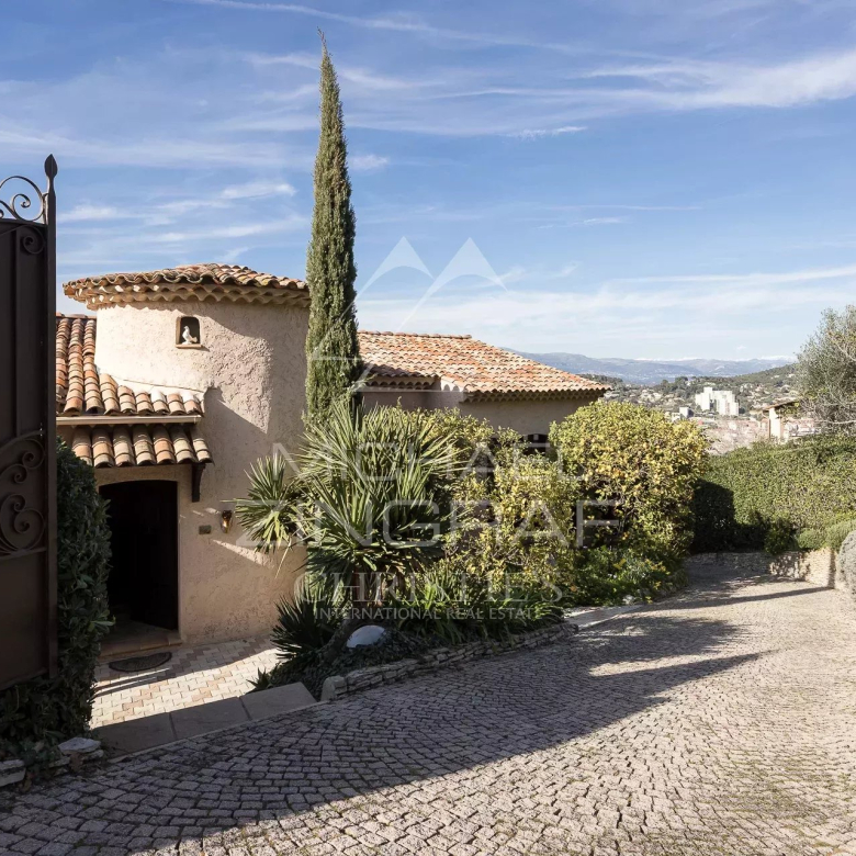 Super Cannes – Charmante villa de style provençal – vue mer