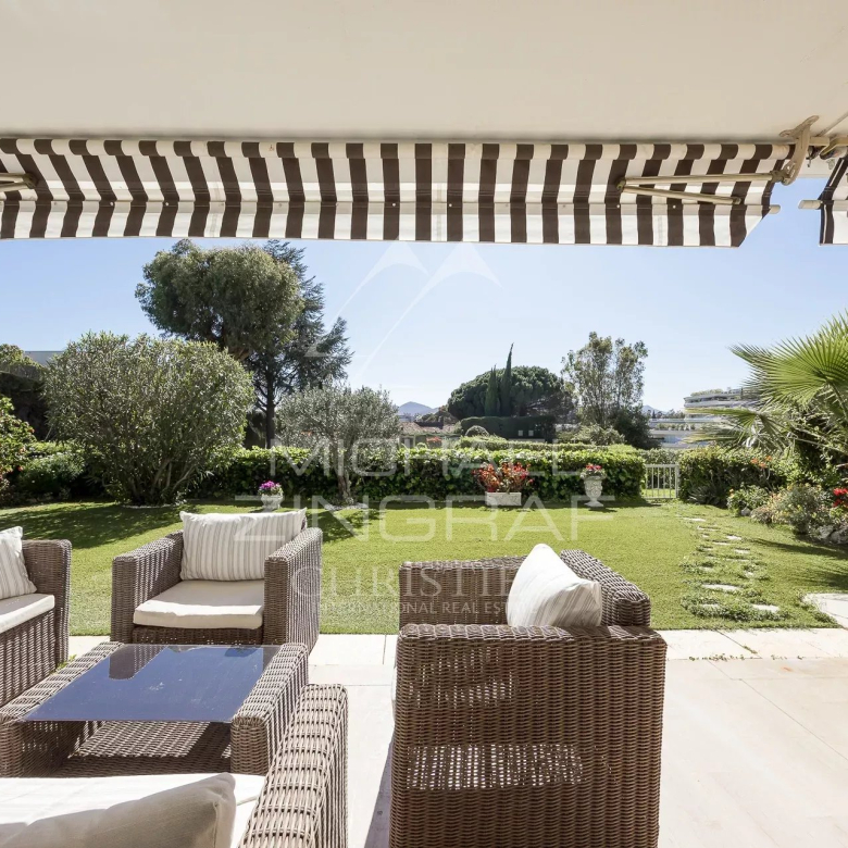 Cannes Croisette, Splendid Luxury Apartment