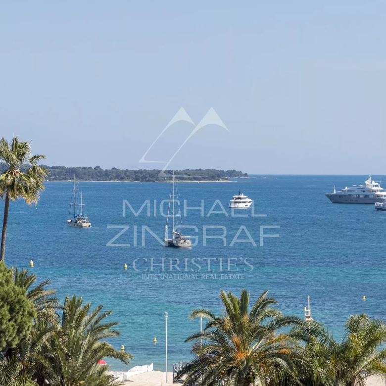Cannes – Croisette – Vue mer panoramique