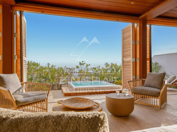 Cannes –  Proche Centre – Penthouse d’exception -Grandes terrasses – Vue mer panoramique