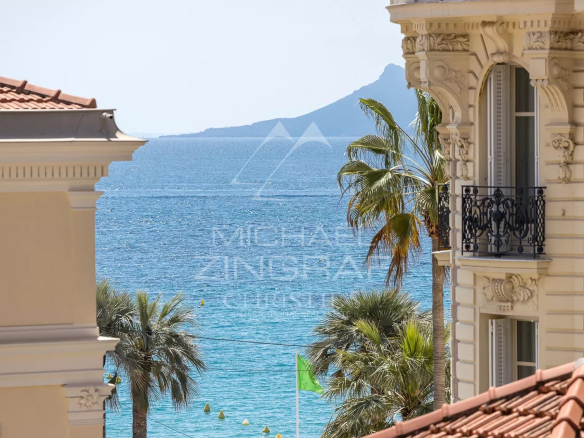 Cannes – Bananas – 2 Pieces Sea View 