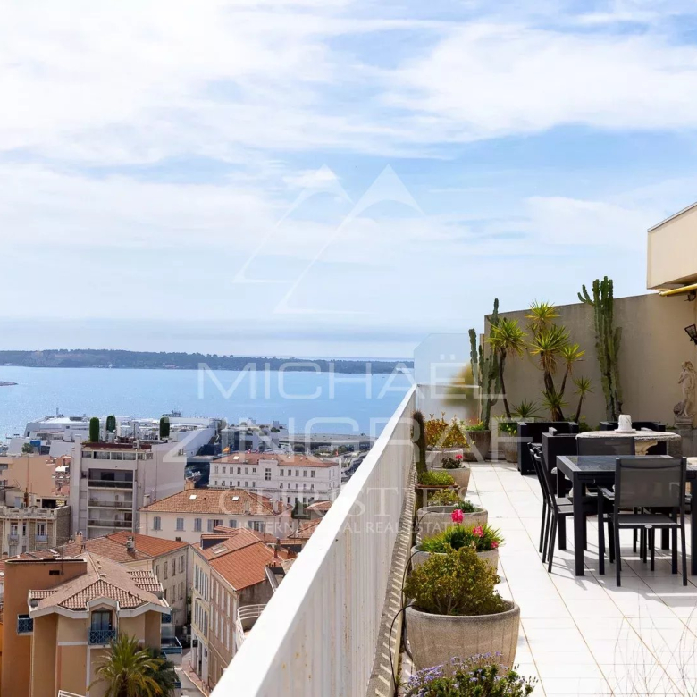 Maison 6 Pièces 240 m2