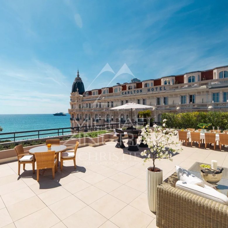 Luxurious furnished apartment Pointe Croisette