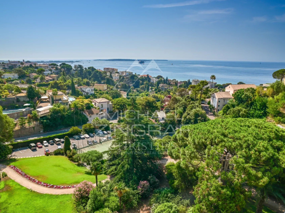 CANNES, CROIX DES GARDES – VUE MER PANORAMIQUE