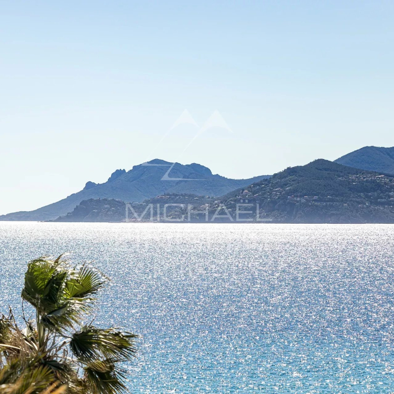 Luxury real estate photo | Charming Properties