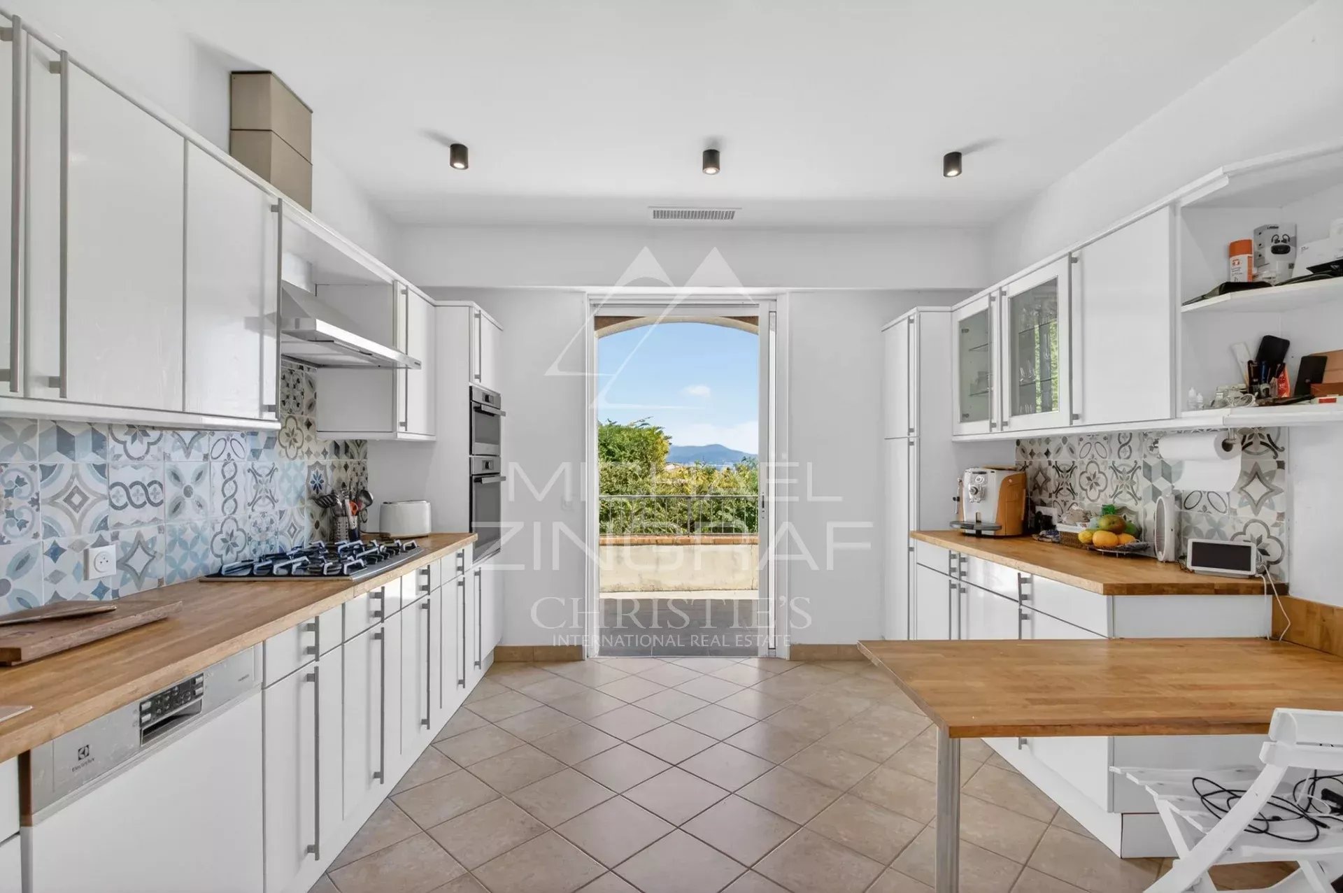 Kitchen of a villa in Vallauris Modern and spacious kitchen in a stone villa in Vallauris with sea views.