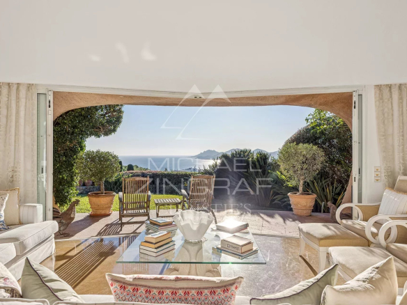 Interior of a villa with views of the sea and the Estérel mountains, Cannes.