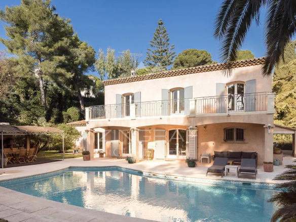 Antibes – Saint-Maymes – Propriété Provençale